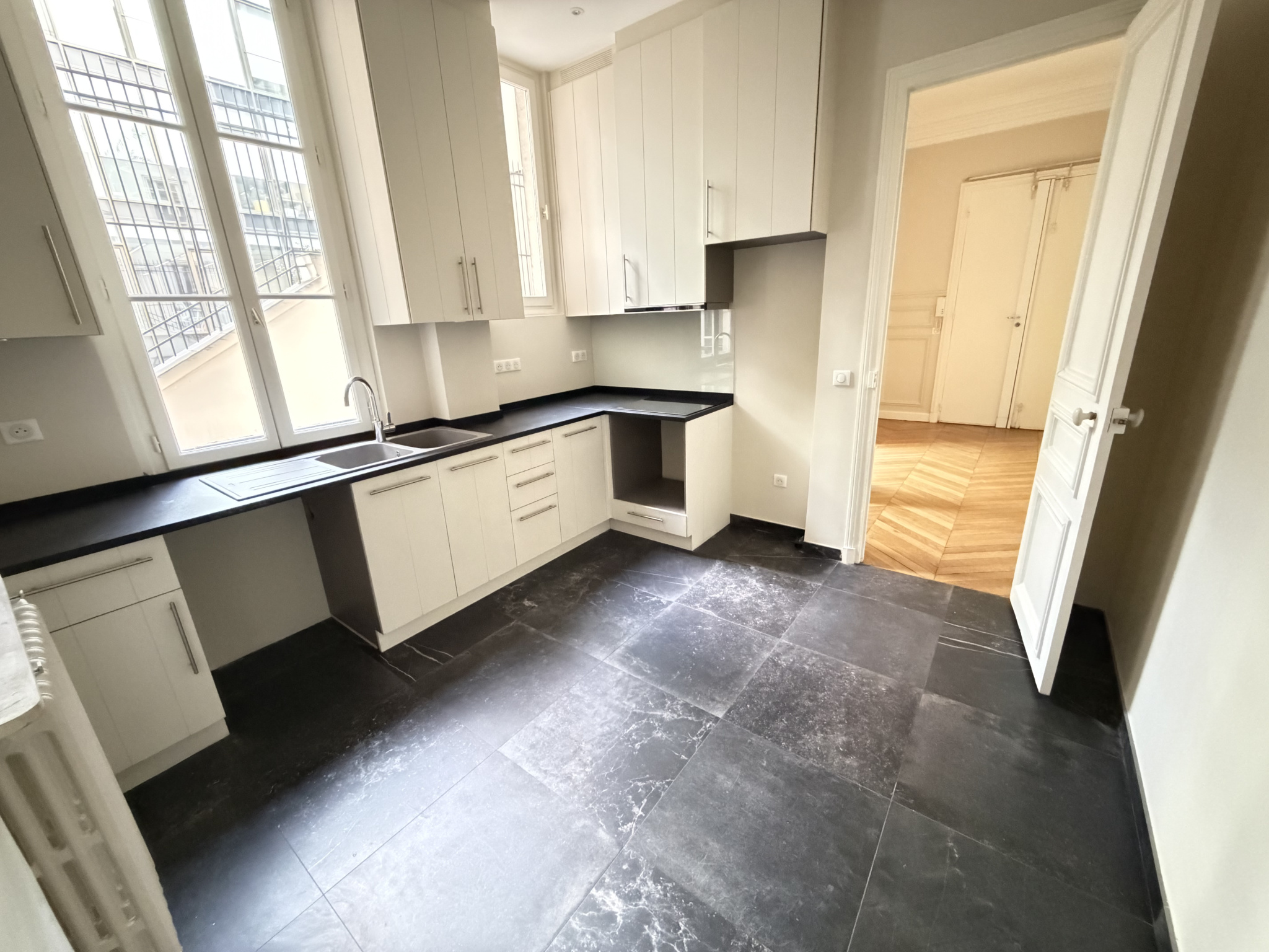 Appartement à louer à Paris, 130,79 m², 5 pièces – photo 3 sur 11