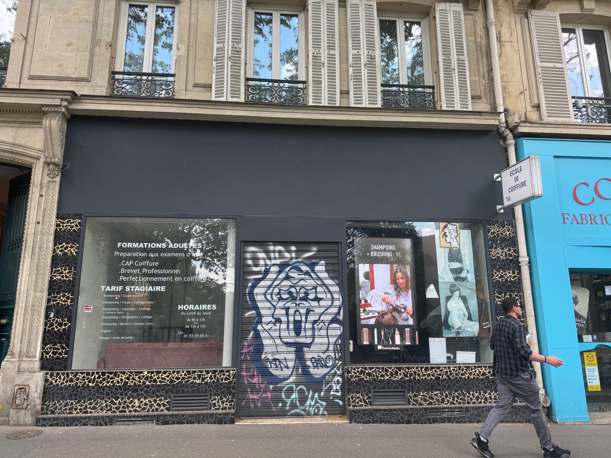 Local commercial à louer à Paris, 239,69 m² – photo 1 sur 8