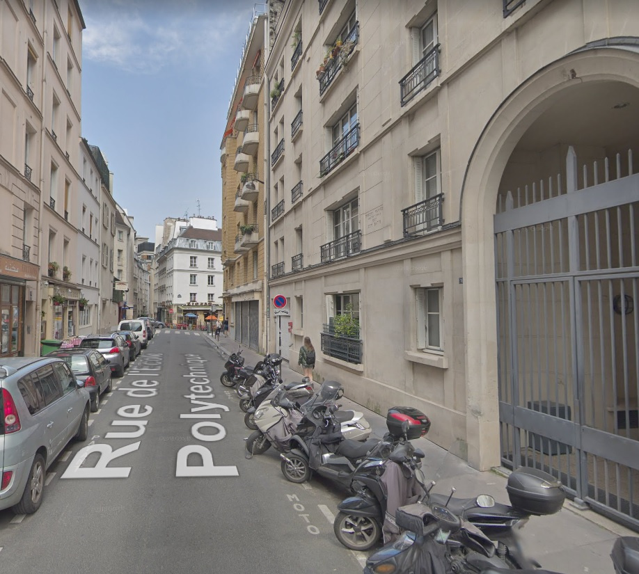 location Parking à louer Rue de L'école Polytechnique PARIS 5EME