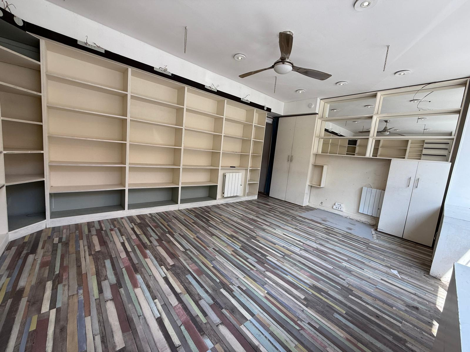 Local commercial à louer à Paris, 30 m² – photo 3 sur 8
