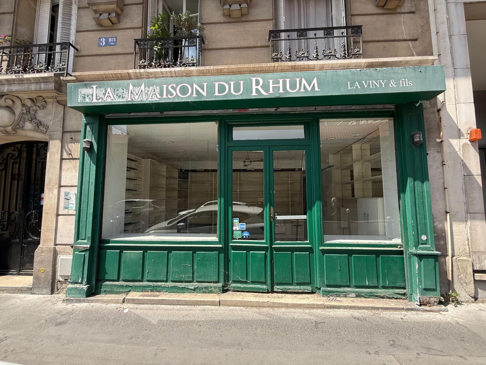 Local commercial à louer à Paris, 30 m² – photo 1 sur 8