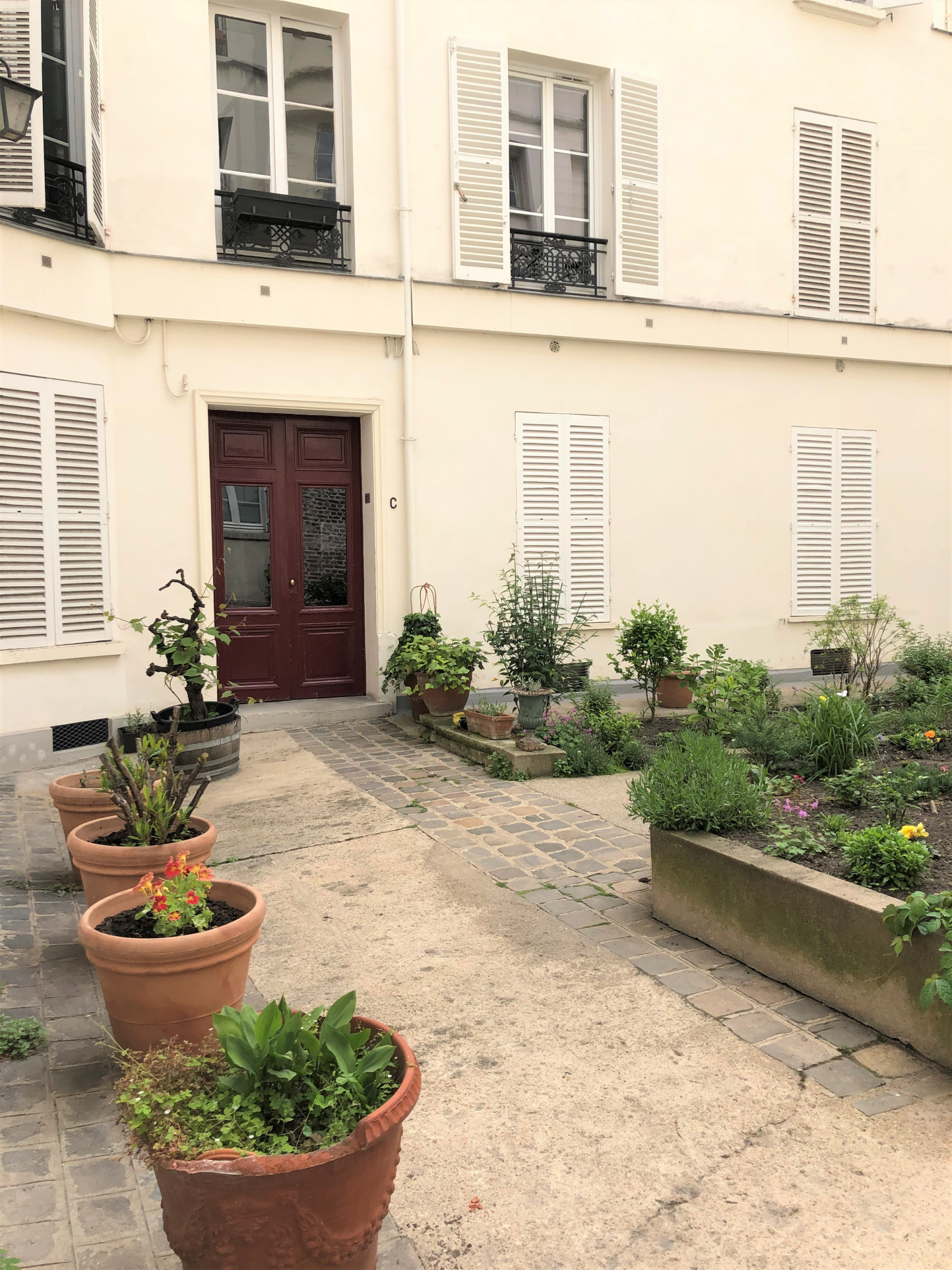 location Studio loué meublé Rue Guillaume Tell PARIS 17EME location Studio loué meublé Rue Guillaume Tell PARIS 17EME